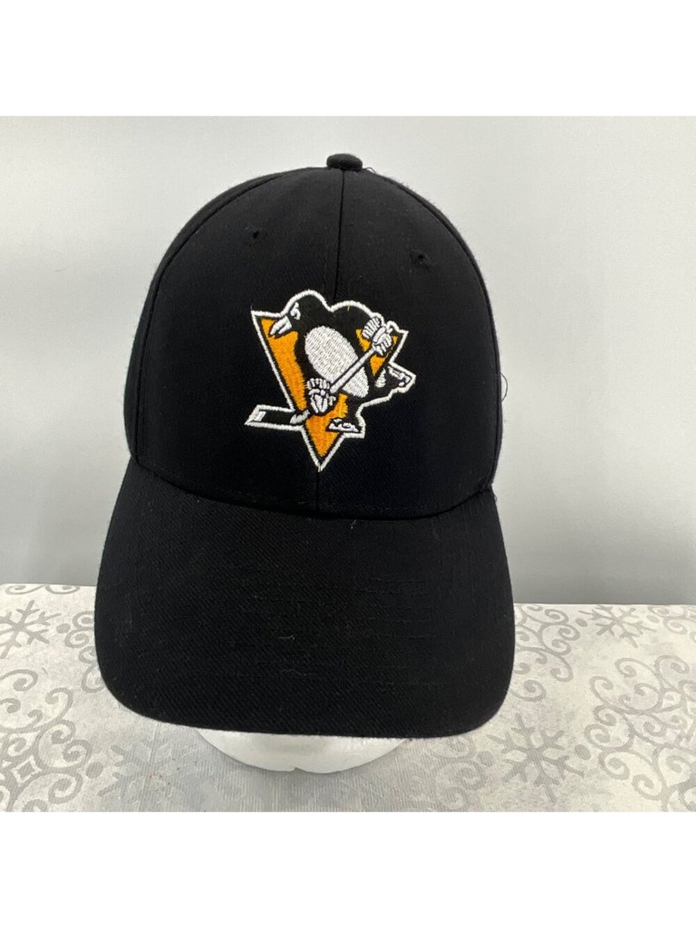 Pittsburgh‎ Penguins Black Adjustable Baseball Cap By Fan Favorite One Size Fits